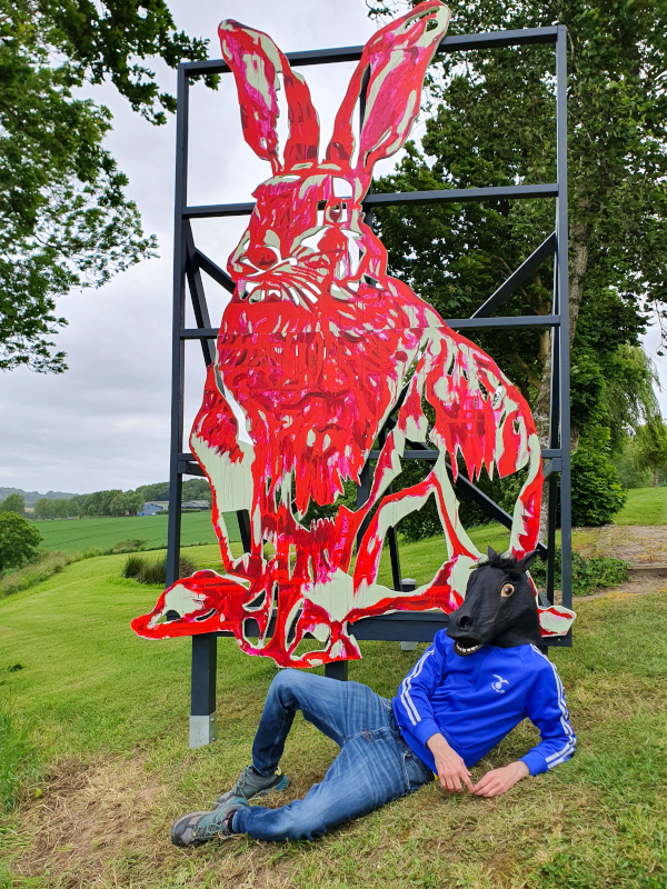Alfonse, Paul et les autres, Giant, installation in situ, festival Artpenteurs, Boeschepe